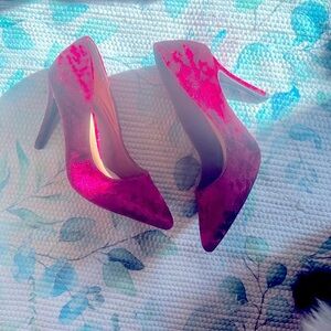 Just in time for CHRISTMAS PARTIES!